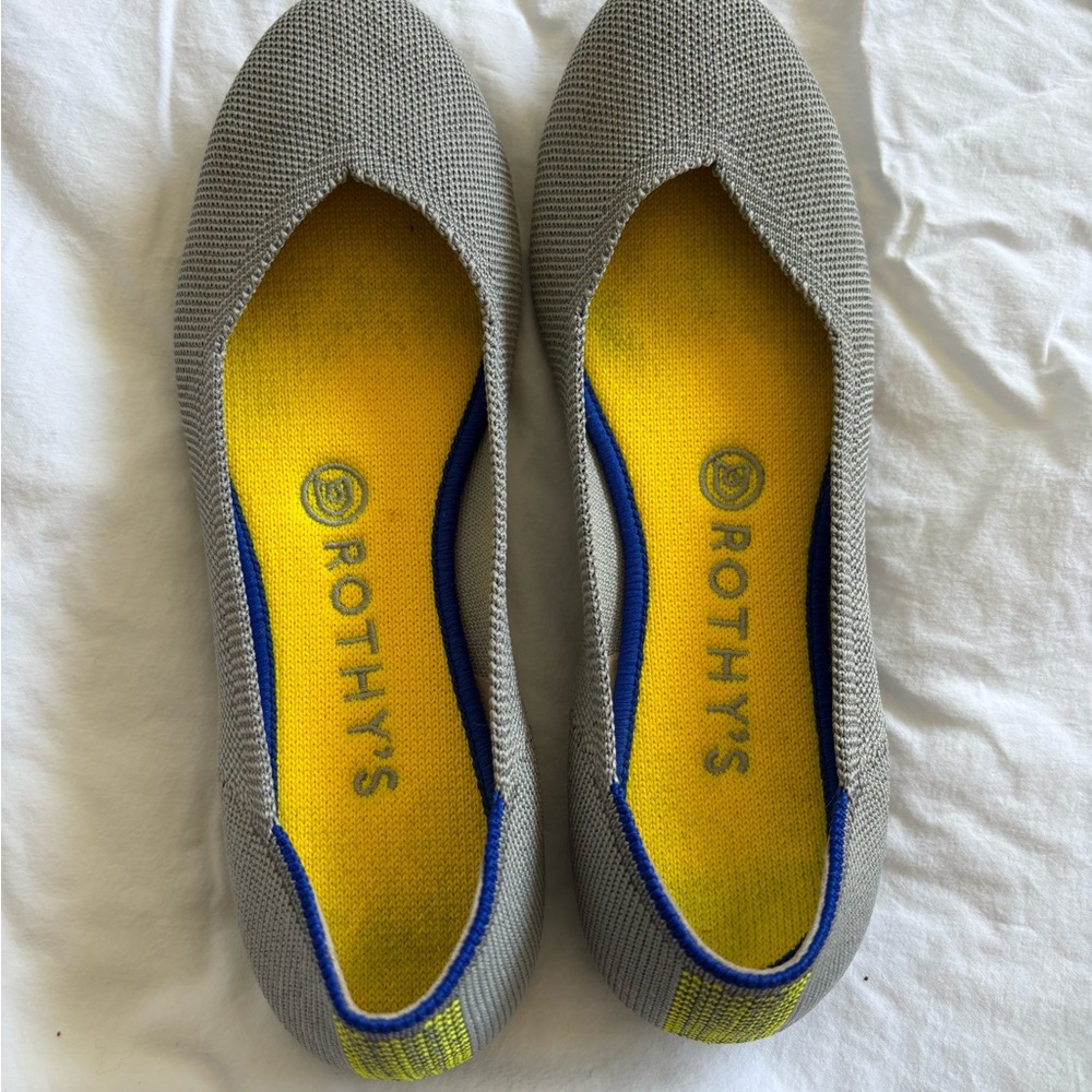 Rothy's Iridescent Light Gray Flats Women’s Size 7.5. - Picture 1 of 5